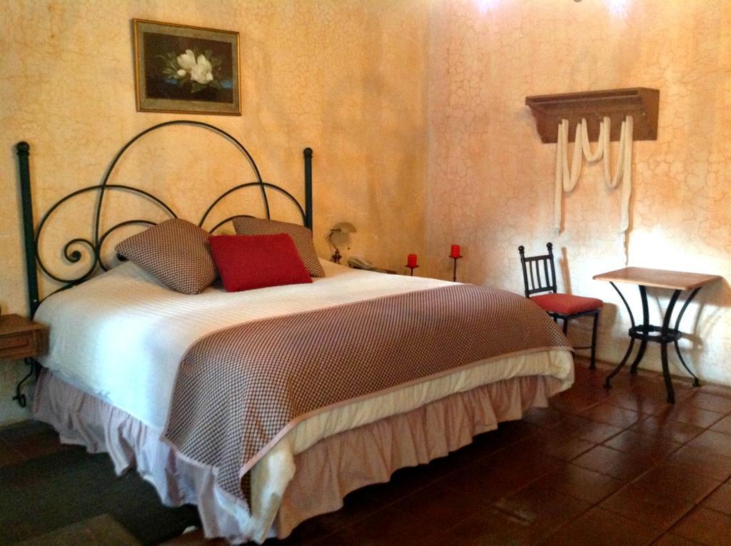 Hotel La Casona De 안티구아 과테말라 객실 사진