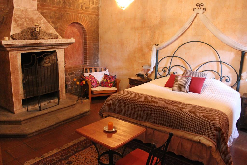 Hotel La Casona De 안티구아 과테말라 객실 사진